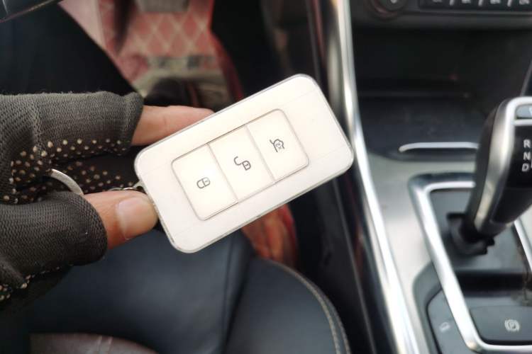 Used BYD Song New Energy 2017 Song DM 1.5TID All-Wheel Drive Luxury Model
