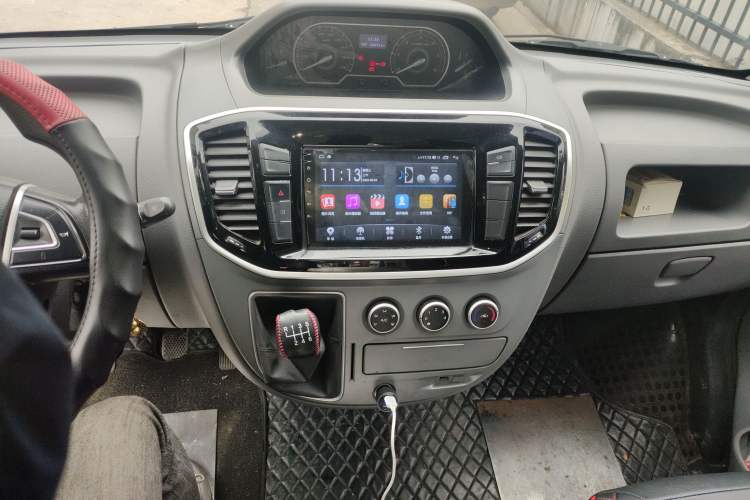 Used SAIC MAXUS Xintu V80 2021 2.0T Manual Classic Aoyuntong Long Wheelbase Mid-Roof 6/7/8/9-Seater