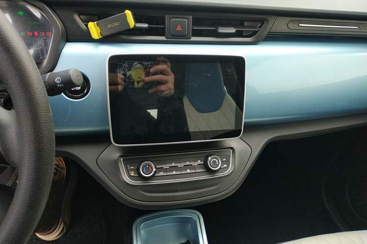 Used Brilliance Xinri i03 2021 318 km 31.45 kWh