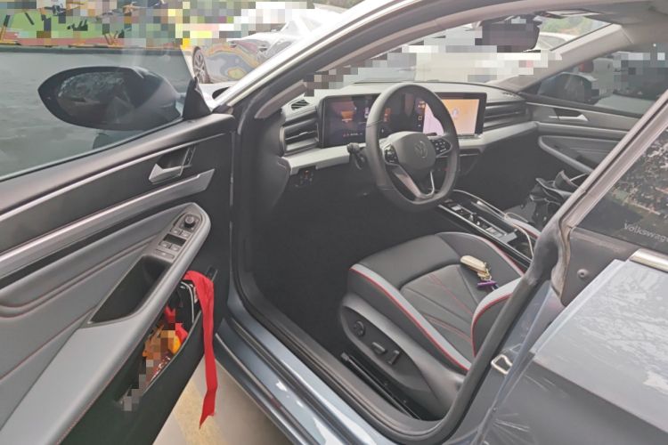 Used Volkswagen Lamando 2023 Lavida L 280TSI DSG Cool & Spicy Edition Driver Seat