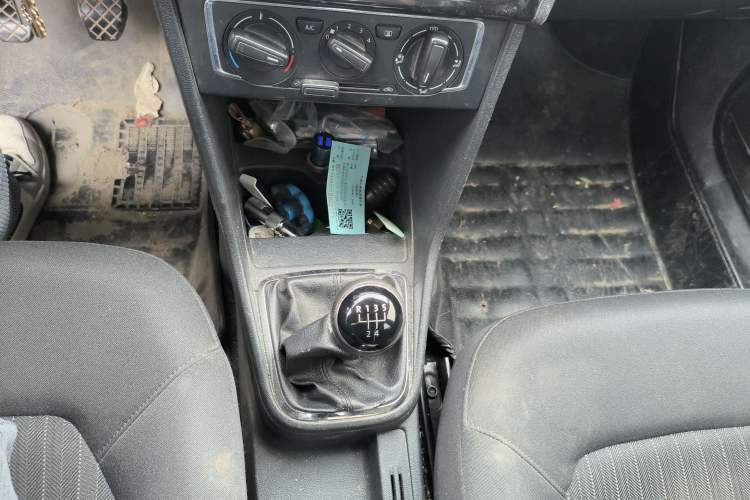 Used Volkswagen Jetta 2015 Zhuihui Edition 1.6L Manual Comfort Model