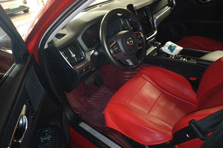 Used Volvo S60 2021 T3 SmartDrive Luxury Edition
