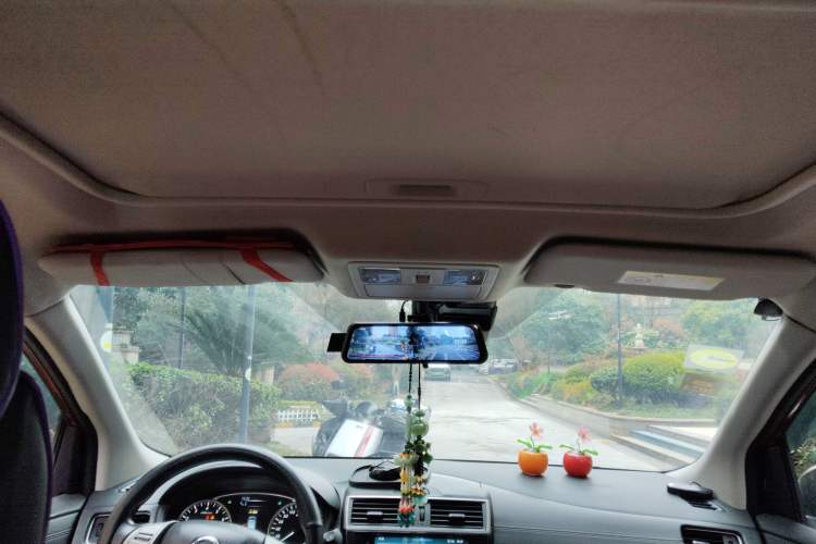 Used Nissan Tiida 2019 1.6L CVT Smart Drive Version China VI Standard