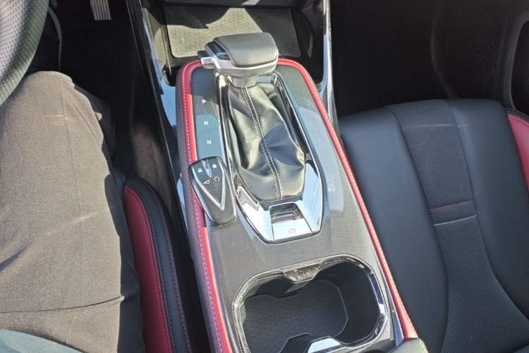 Used CHANGAN OSHAN X5 2021 1.5T DCT Prestige Edition Gear Lever