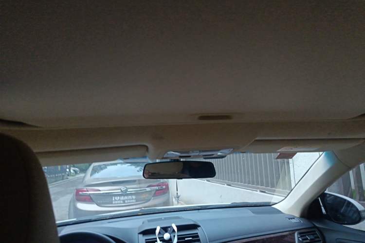 Used Toyota Camry 2015 2.0E Elite Edition
