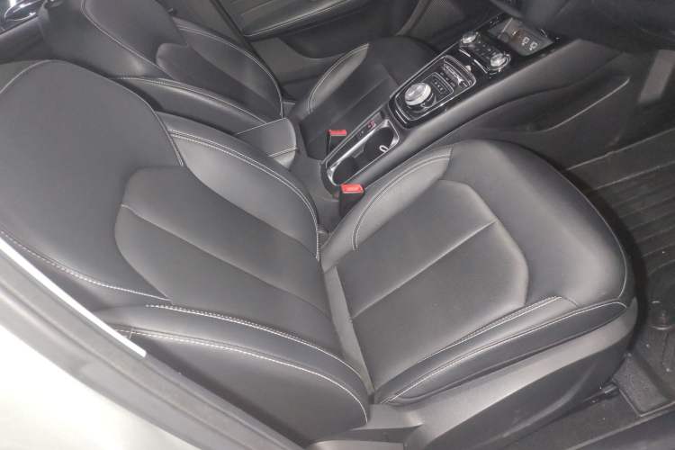 Used Roewe Ei5 2019 Smart Connect Flagship Edition
