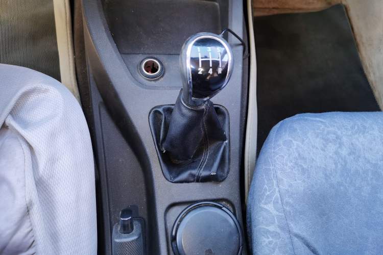 Used Wuling Hongguang 2015 1.5L S Basic Version China V Standard