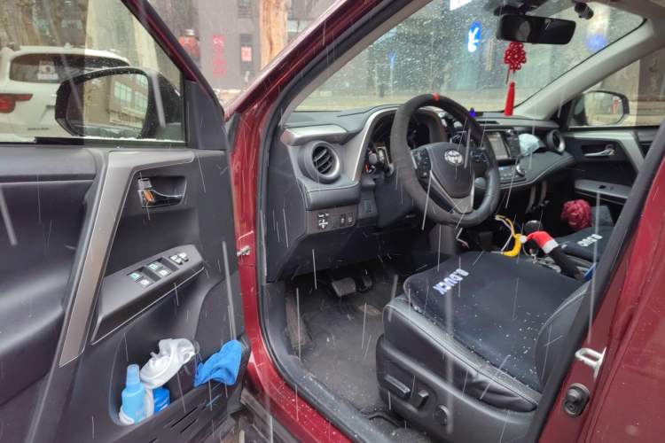 Used Toyota RAV4 2016 2.0L CVT Two-Wheel Drive Smart Edition China V Standard