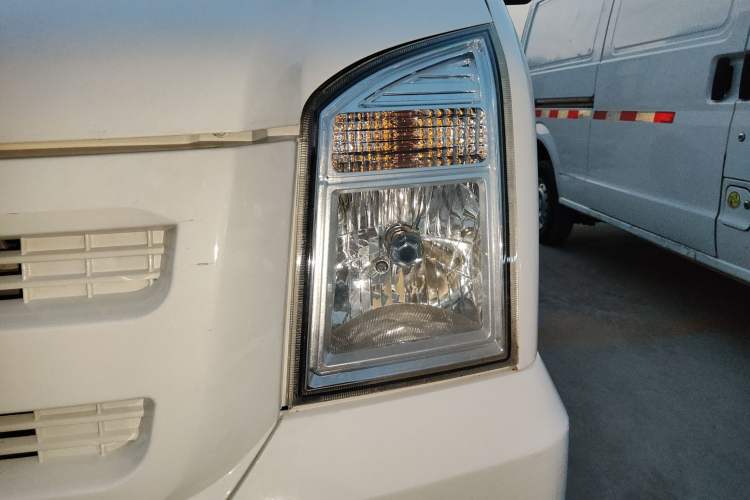 Used Ruichi EC35 2021 EC35 III Long-Range Version 41.86 kWh
