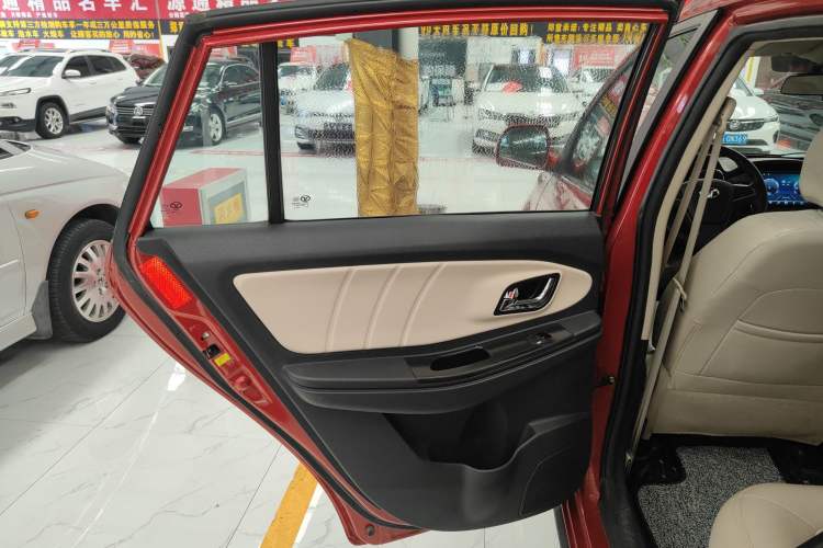 Used FAW Yingzhi G3 2015 1.5L CVT Zhihao Edition
