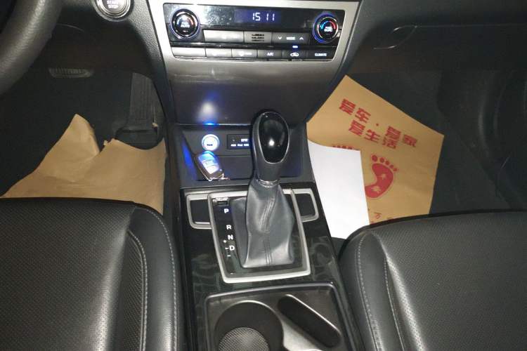 Used Hyundai Mistra 2016 1.8L Automatic Smart GLS Gear Lever