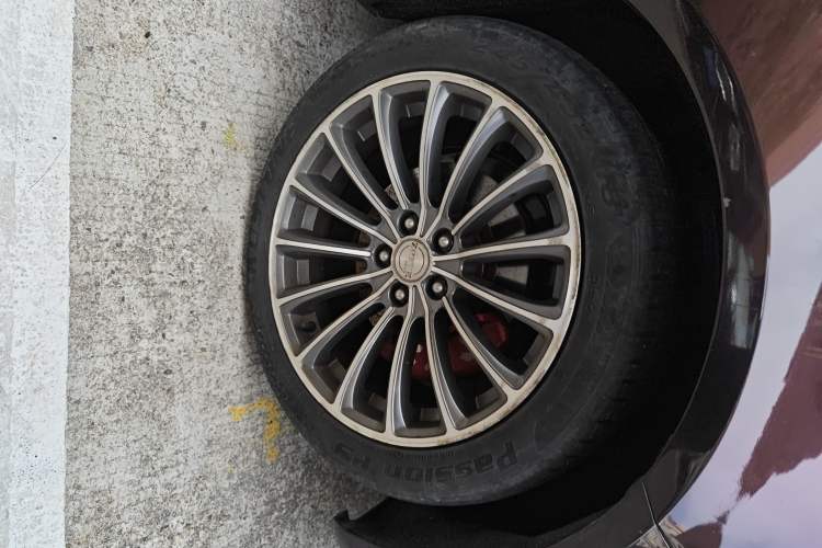 Used Zotye Z700 2016 1.8T DCT Prestige Edition
