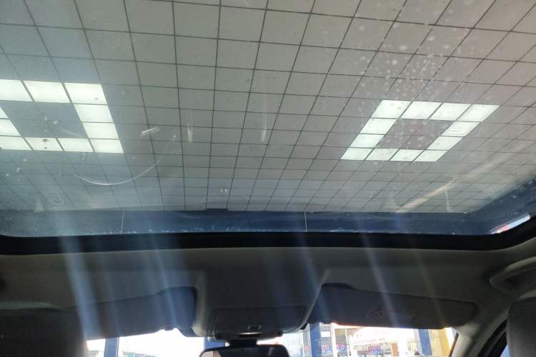 Used Land Rover Discovery Sport 2018 240 PS HSE Version
