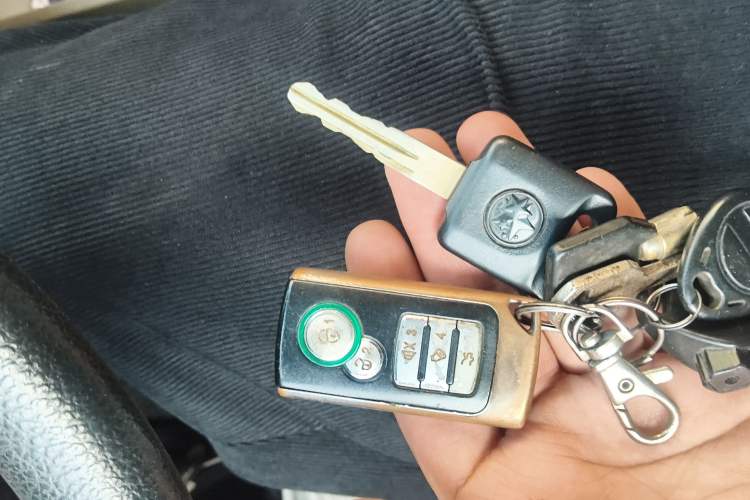 Used Venucia R50 2013 1.6L Manual Fashion Edition