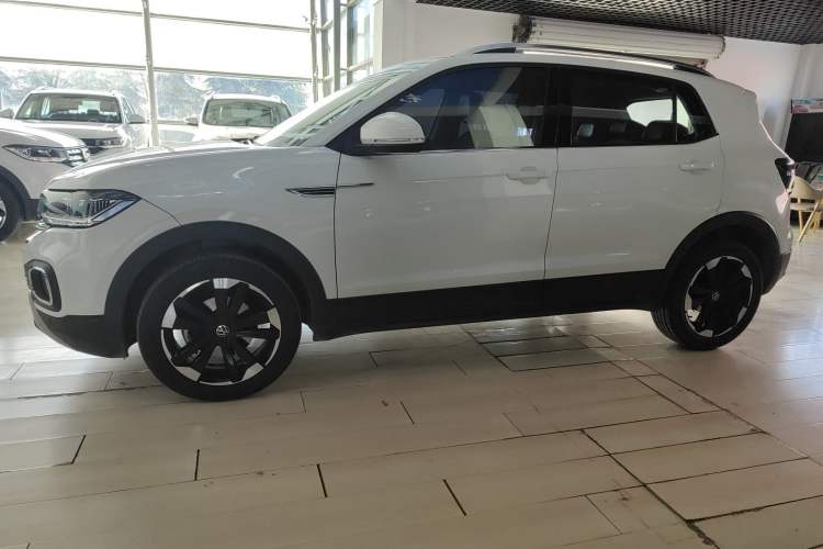 Used Volkswagen Tacqua 2023 200TSI DSG Joy-Connect Edition