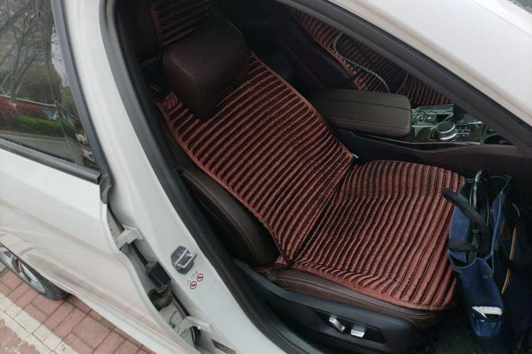 Used BMW 5 Series 2019 Restyled 525Li M Sport Package
