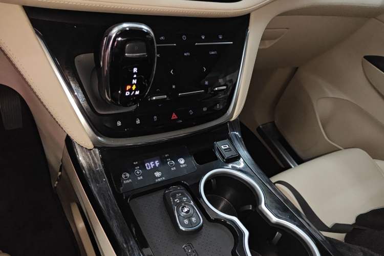 Used Buick GL8 2023 ES Lu Zun Luxury Model