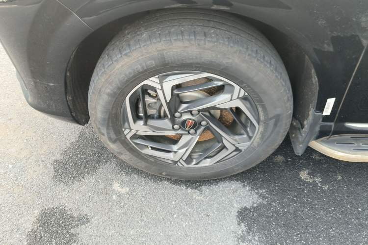 Used Hongqi HS3 2023 1.5T Two-Wheel Drive Shanwei Edition Left Front Wheel Hub