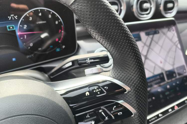 Used Mercedes-Benz C-Class 2023 Restyled C 260 L Sport Edition Gear Lever