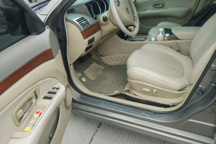 Used Nissan Sylphy 2009 2.0XL CVT Luxury Edition Driver Seat