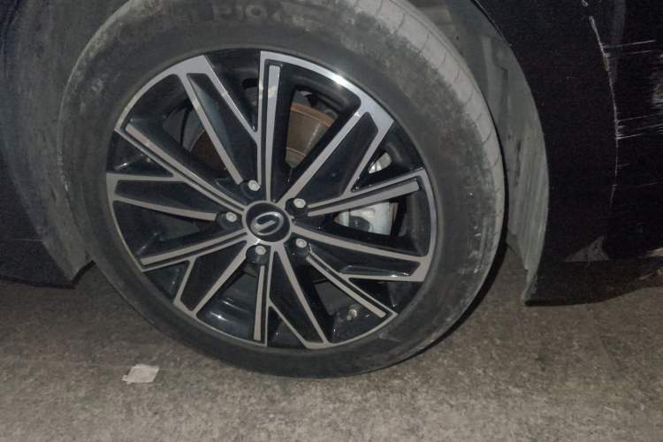 Used GAC Trumpchi E8 2024 Honor Series 2.0L Honor Edition Right Front Wheel Hub