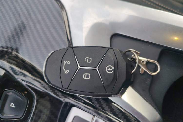 Used Lynk & Co 01 2017 2.0T Two-Wheel Drive Pro Edition
