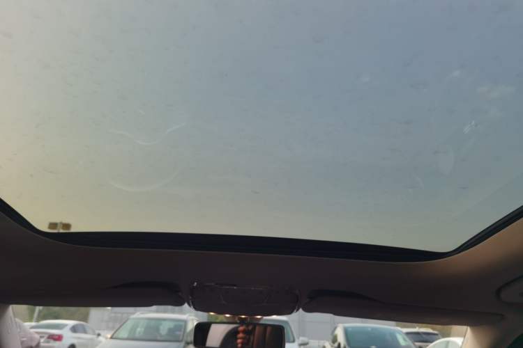 Used Mercedes-Benz E-Class 2019 Facelifted E 300 L Stylish Version Headliner