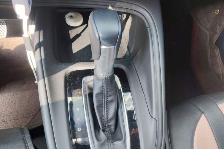 Used Honda XR-V 2023 Facelift 1.5L CVT Trend Edition
