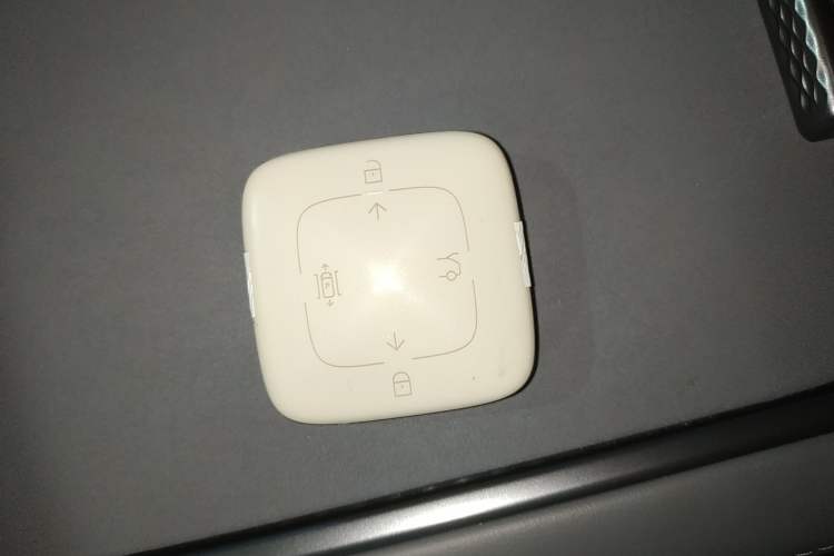 Used Zeekr 7X 2025 100 kWh Long-Range Rear-Wheel Drive with Intelligent Driving Features