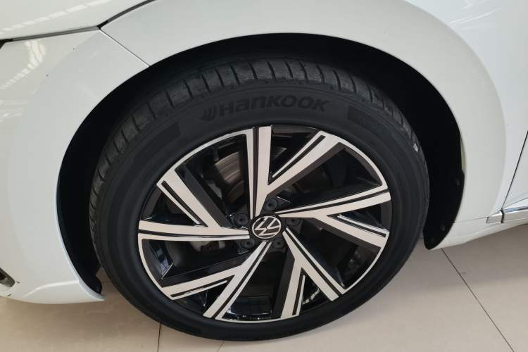 Used Volkswagen FAW-Volkswagen CC 2021 330TSI Ignite Edition Left Front Wheel Hub