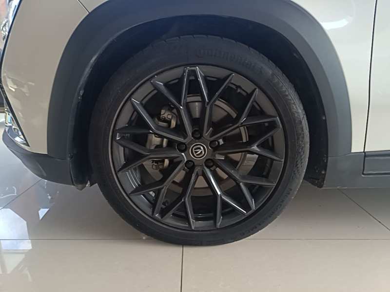 Used CHANGAN UNI-T 2022 2.0T Prestige Version — 22