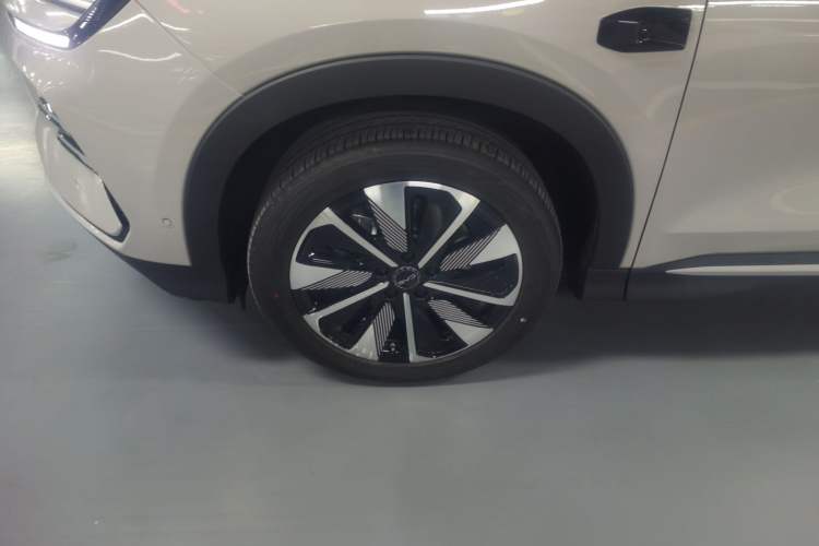 Used BYD Song PLUS New Energy 2025 EV with 605 km Range – Flagship Version