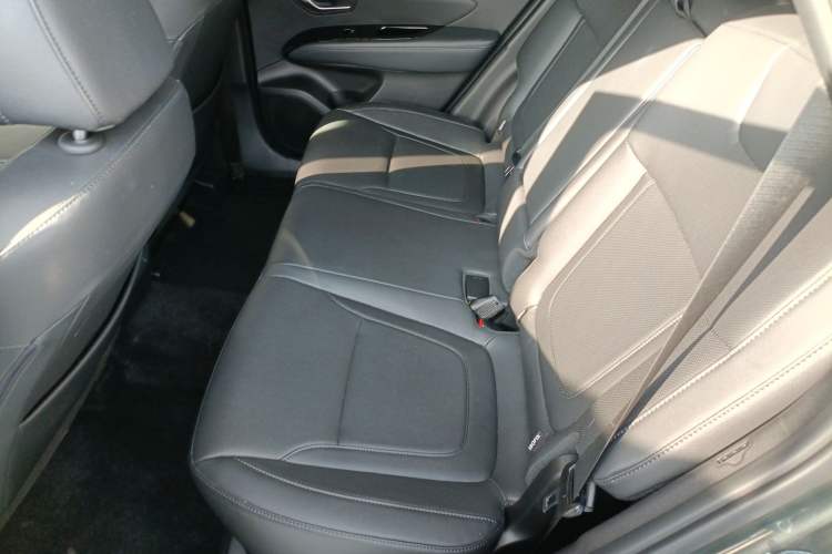 Used Hyundai Tucson 2023 Tucson L 1.5T Automatic Two-Wheel Drive LUX Prestige Edition Left Rear Seat