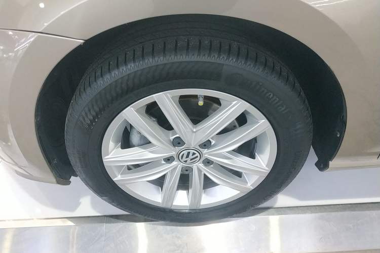 Used Volkswagen Golf 2018 230TSI Automatic Comfort Model
