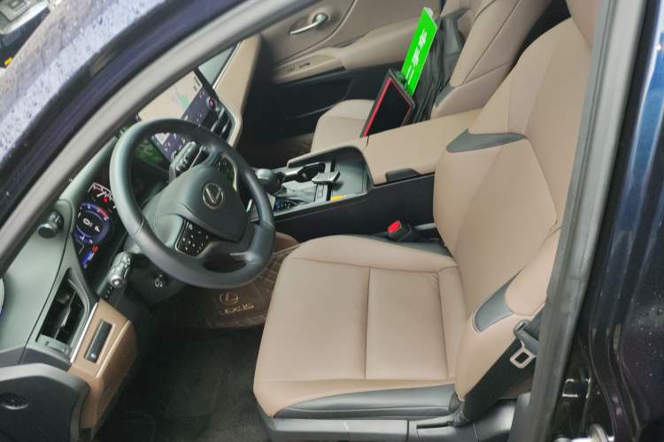 Used Lexus ES 2025 200 Premium Edition
