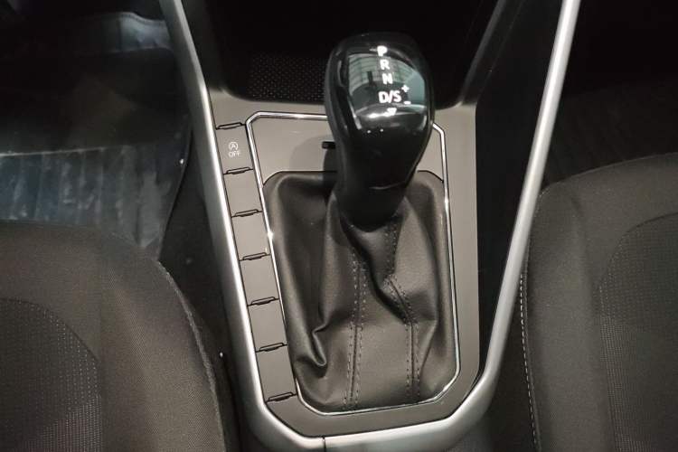 Used Volkswagen Polo 2023 Revised Plus 1.5L Automatic Panoramic Enjoyment Edition Gear Lever