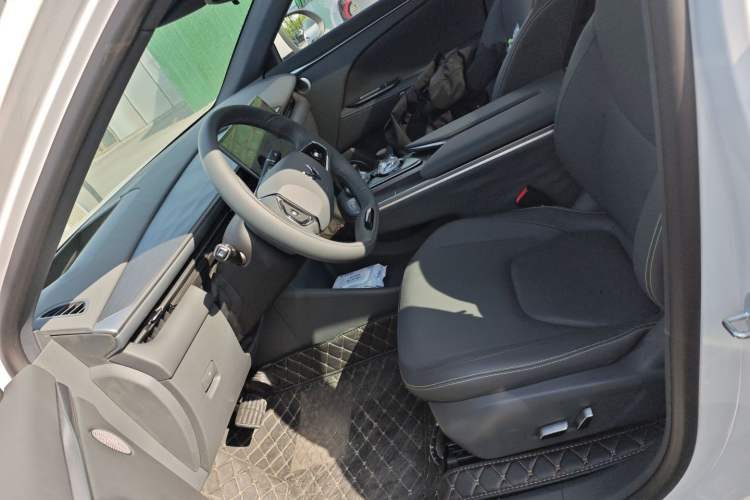 Used ARCFOX Alpha T5 2025 630 Shenxing Edition
