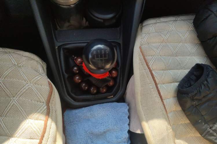 Used Volkswagen Jetta 2017 1.5L Manual Fashion Edition
