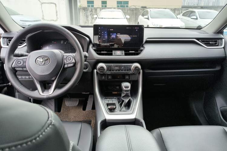 Used Toyota RAV4 2023 Dual-Engine 2.5L E-CVT Two-Wheel Drive Elite Plus Edition Center Console