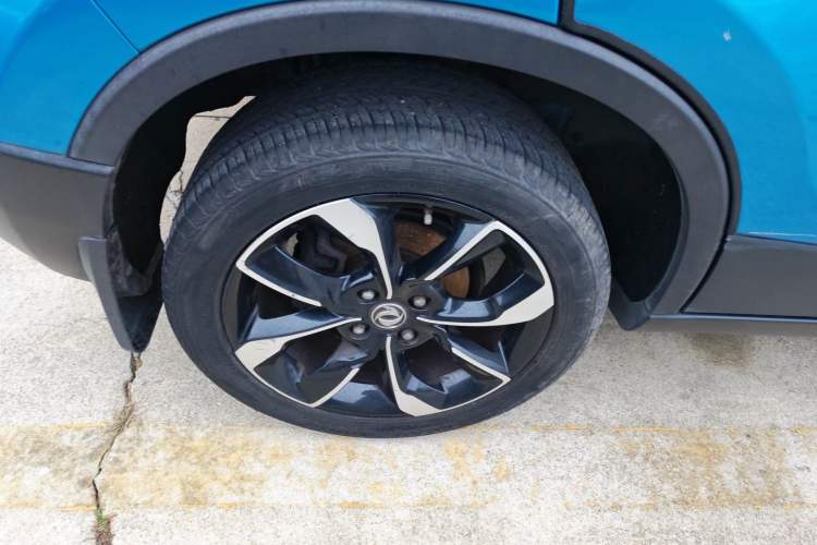 Used Dongfeng Aeolus AX4 2017 1.6L Manual ChaoShang Model
