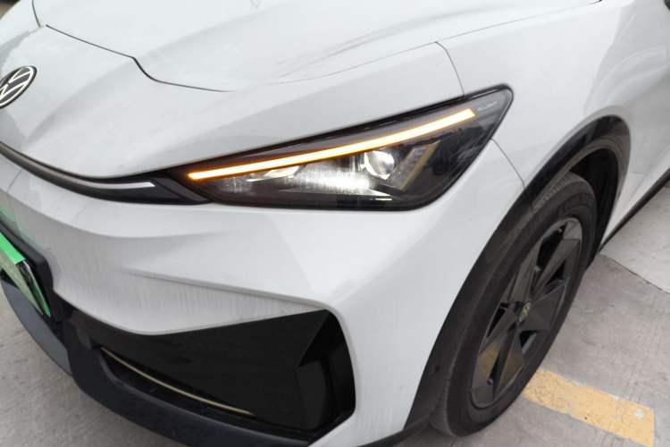 Used Volkswagen ID.UNYX 2024 Pro Long-Range Version Left Front Headlight