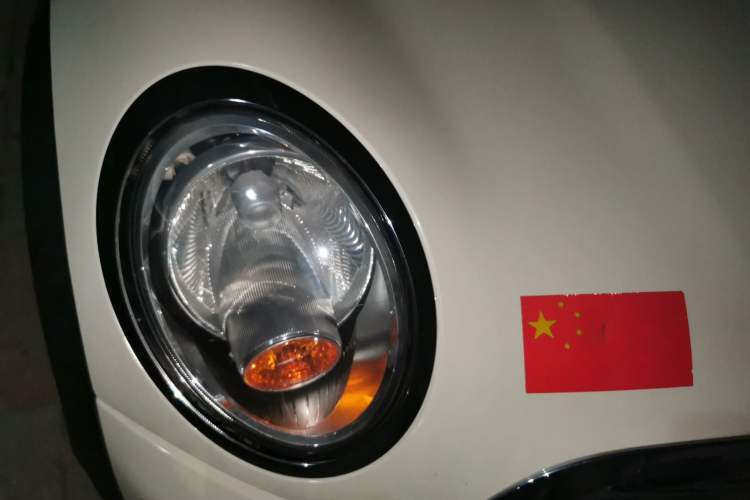 Used MINI Clubman 2011 1.6L COOPER Fun Right Front Headlight