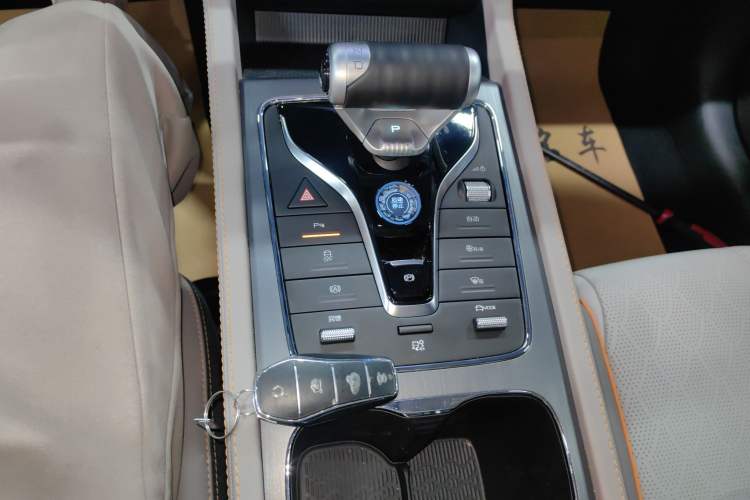 Used BYD Yuan PLUS 2024 Honor Edition 430KM Beyond Model
