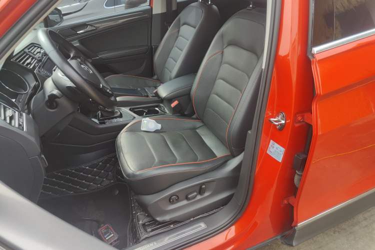 Used Volkswagen Tiguan L 2018 330TSI Automatic Two-Wheel Drive Flagship Edition
