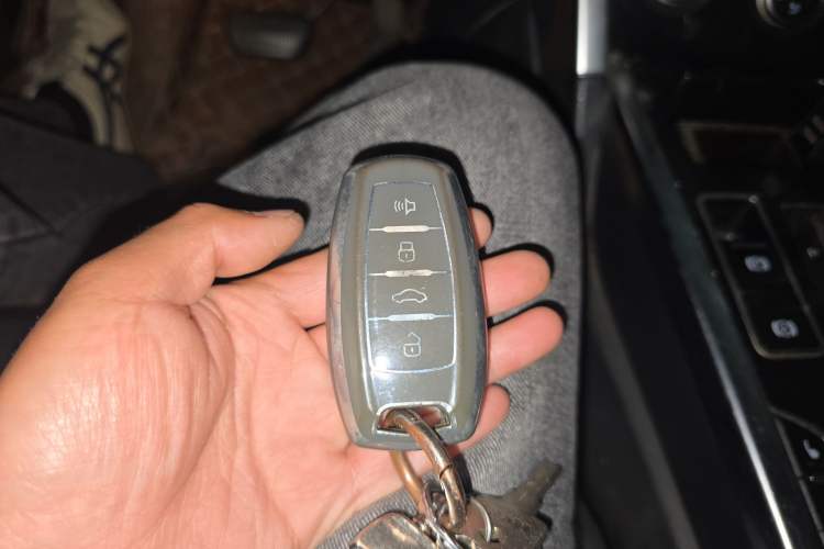 Used Haval H7 2016 Blue-Label H7 2.0T Automatic Luxury Model
