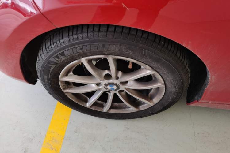 Used BMW 2 Series 2015 218i Exterior 4