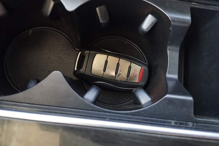 Used Haval H9 2017 2.0T Gasoline 4x4 Comfort Edition 5 Seats