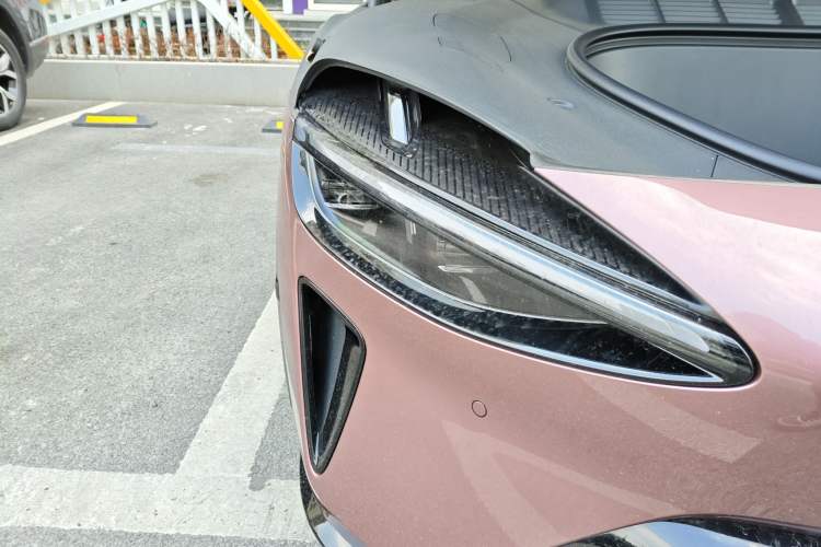 Used Xiaomi Auto YU7 2025 Ultra-Long Range High-Performance All-Wheel-Drive Max Edition