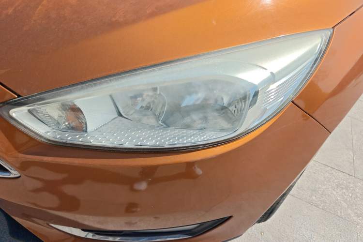 Used Ford Focus 2015 Hatchback 1.6L Automatic Fashion Edition