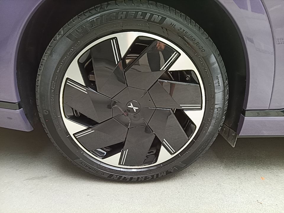 XPeng X9 2024 640 All-Wheel Drive High-Performance Max — снимка 11
